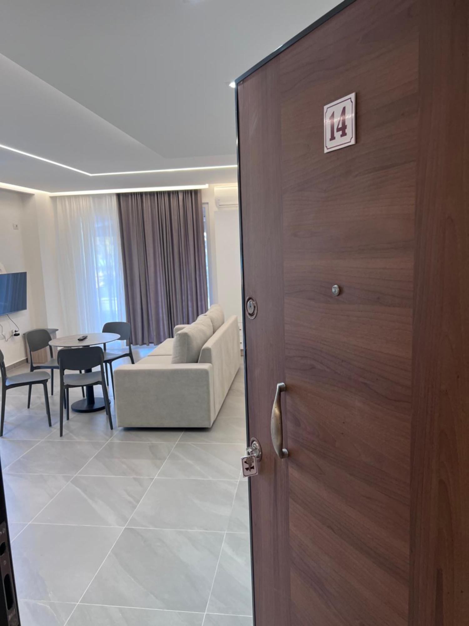 D&D Hotel Shëngjin Εξωτερικό φωτογραφία
