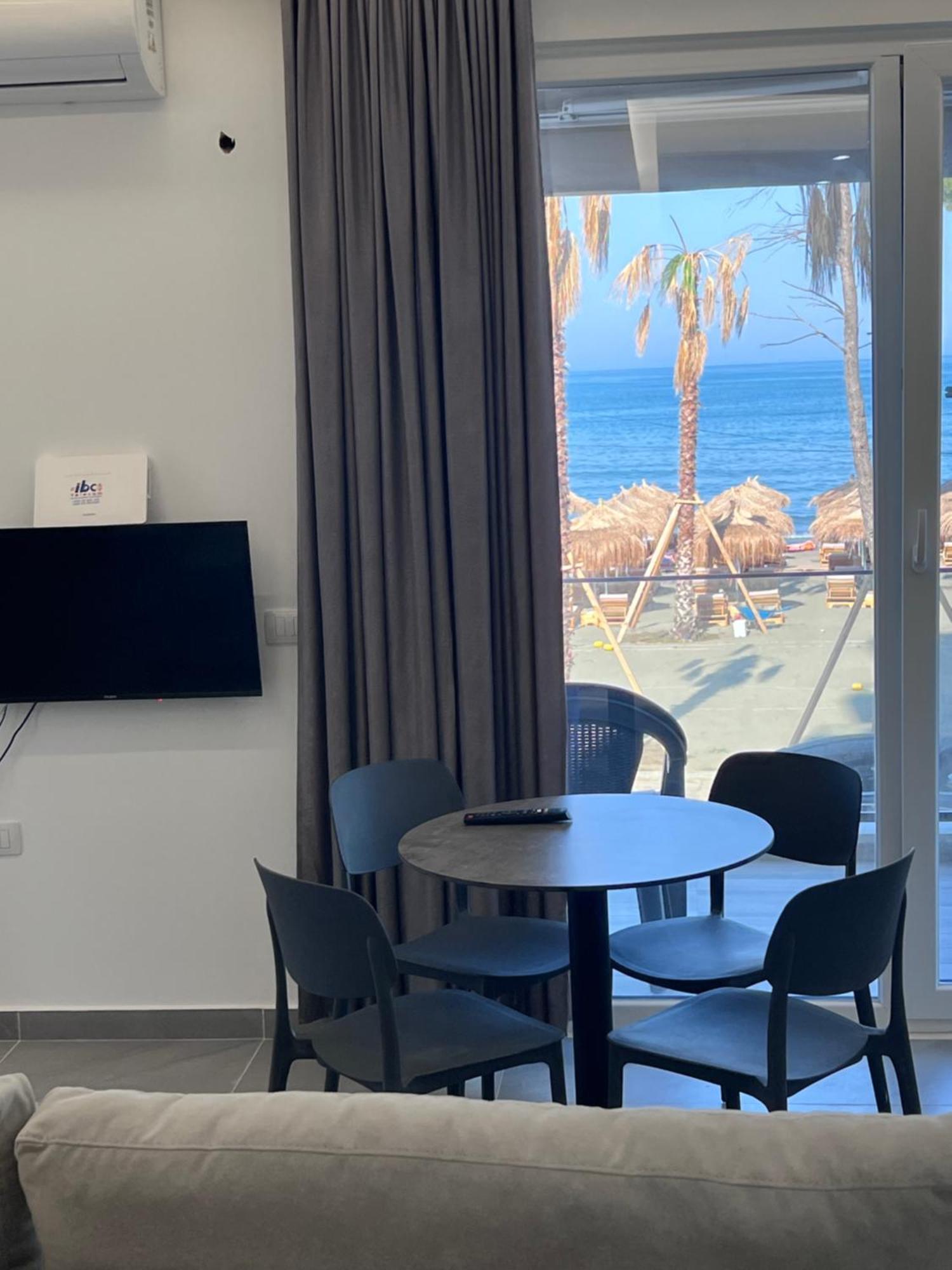 D&D Hotel Shëngjin Εξωτερικό φωτογραφία
